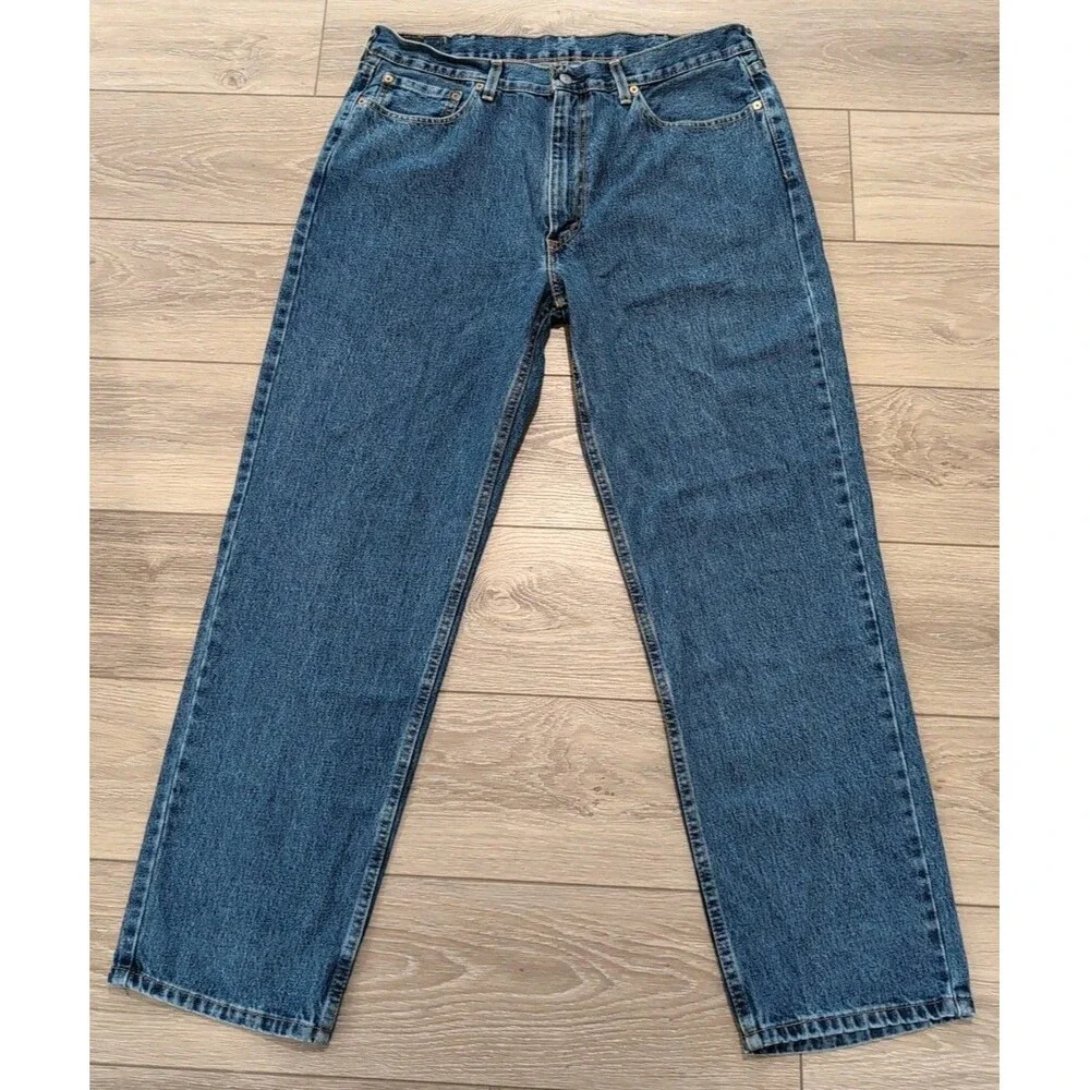 LEVI'S 550 MEN'S BLUE JEANS SIZE 38x32 STRAIGHT RELAXED MEDIUM WASH    EUC